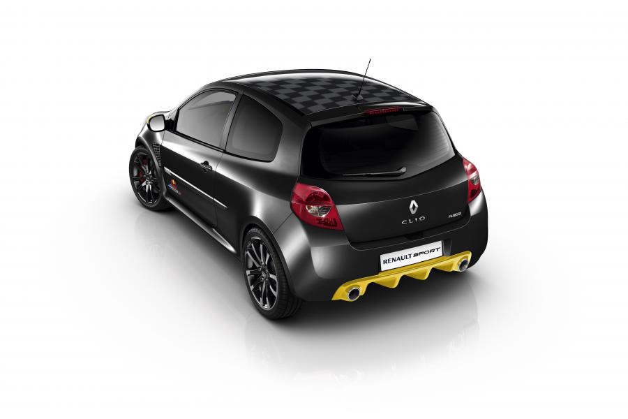 Renault Clio RS Red Bull Racing RB7 2012 года  (фото 5 из 6)